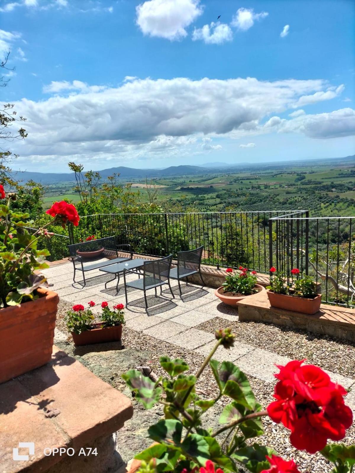 Tenuta Di Montemassi Fattoria المظهر الخارجي الصورة